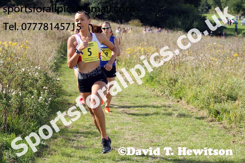 Senior womens relay 2019 Sunderland Harriers Open Cross Country. Photo:  David T. Hewitson/Sports for All Pics
